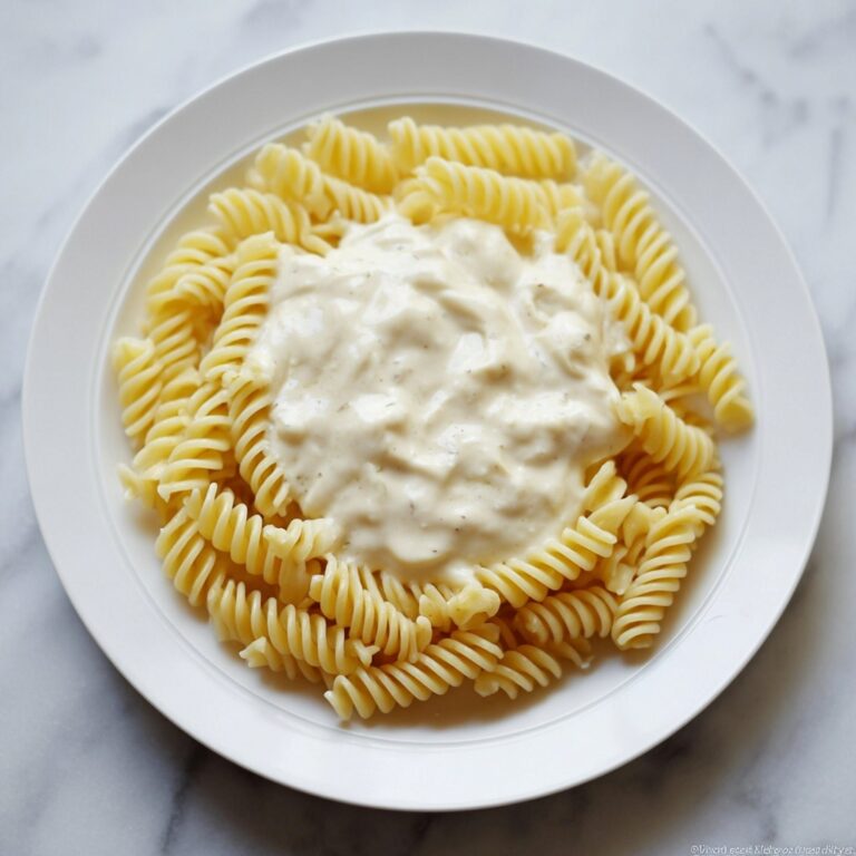 Creamy Garlic Alfredo Sauce Recipe