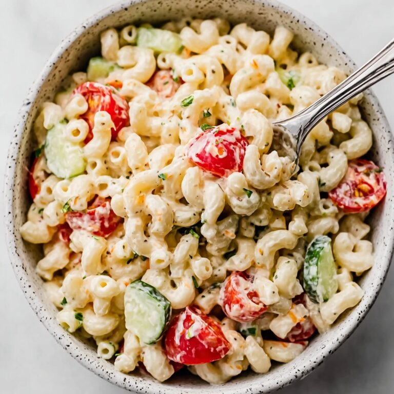 Delicious Summer Macaroni Salad with Tomatoes Recipe